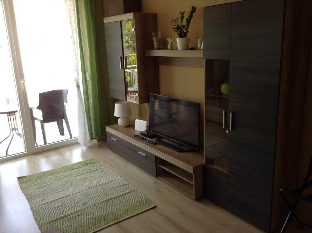 Sweet Home Apartment Győr Esterno foto